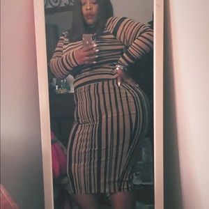 Fashion 2 Figure two piece sheer set with crop